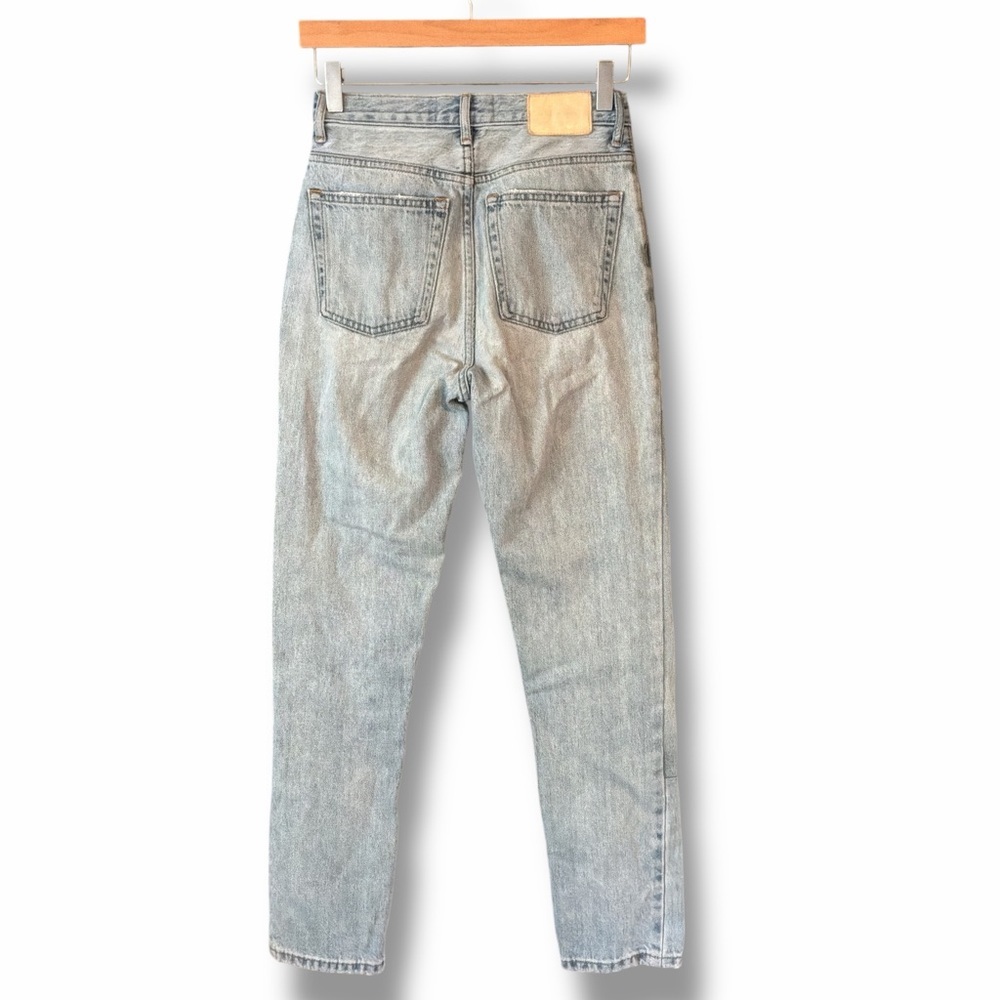 Everlane Light Wash Blue 90’s Cheeky Organic Cotton Relaxed Fit Jean Size 23 - Picture 3 of 7